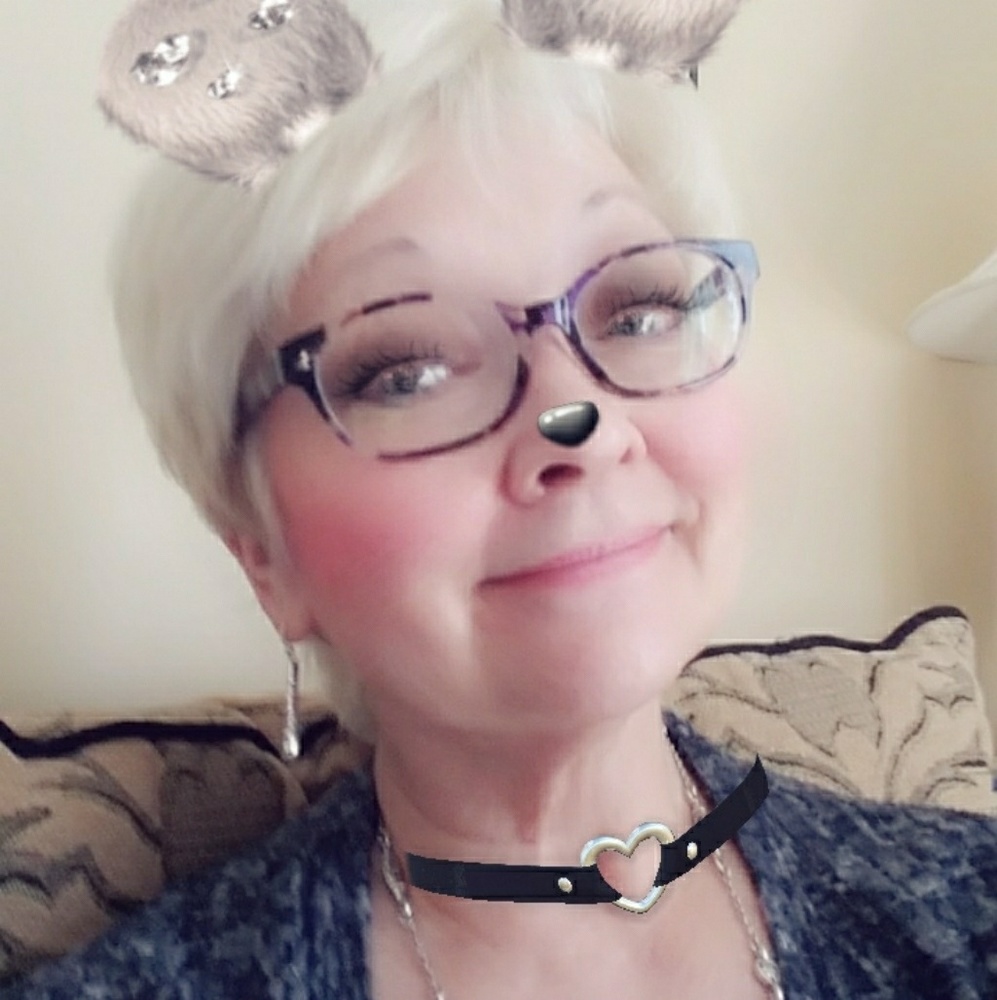 Meet Your Posher, Linnea